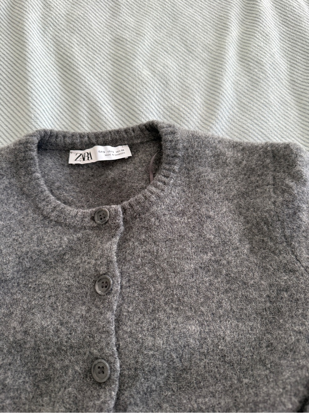 Zara 100% Wool Charcoal Grey Cardigan - Picture 2 of 4